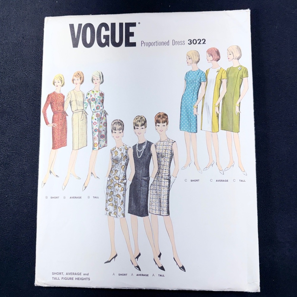 Vogue Proportioned Dress Pattern 3022 for Short Average & Tall Size‎ 10 Uncut